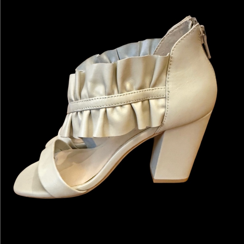 Seychelles To Do List Leather Sandal, Size 6 Beige/Cream